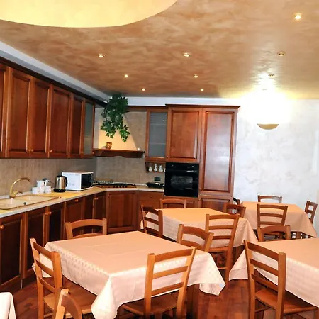 לינה וארוחת בוקר B&B Diamante