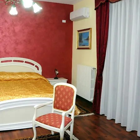 לינה וארוחת בוקר B&B Diamante *
