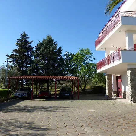 B&B Diamante * Nissoria
