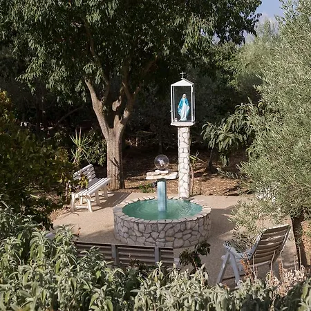 B&B Diamante Bed & Breakfast *